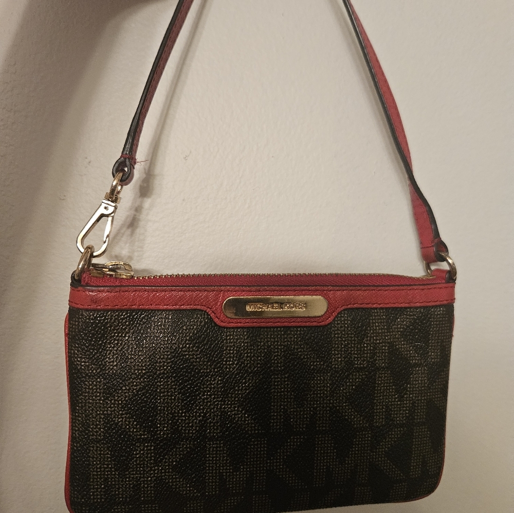Michael Kors Small Jet Set Signature Logo Crossbody and Wristlet Set EUC - Picture 8 of 11